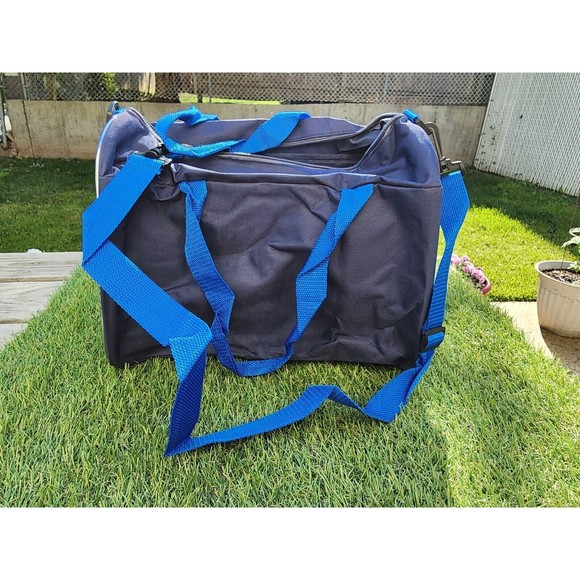 Disney Star Wars BB-8 Duffle Bag Overnight Bag Carry-on  NWT 14.5"L 10"H 7"W - Picture 11 of 15